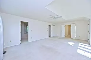 6889 Maddux Dr, Anderson Township, OH 45230 - Photo 34