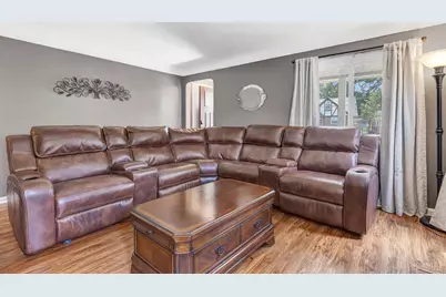 6943 Rob Vern Drive, Cincinnati, OH 45239 - Photo 8