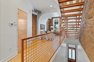 1122 Race St, Cincinnati, OH 45202 - Photo 2