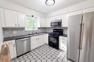 1004 Marcie Ln, Miami Township, OH 45150 - Photo 2