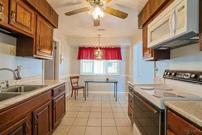 942 Mohawk Trail, Milford, OH 45150 - Photo 10