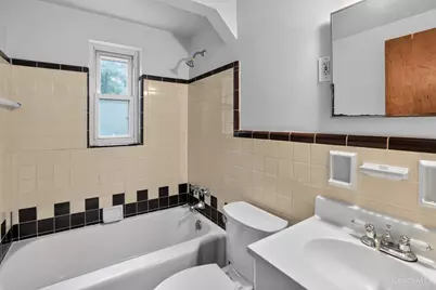 8243 Daly Road, Cincinnati, OH 45231 - Photo 20