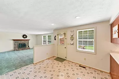 4938 Bonaventure Court, Cincinnati, OH 45238 - Photo 12