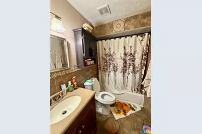 3400 Amberway Court, Colerain Township, OH 45251 - Photo 10