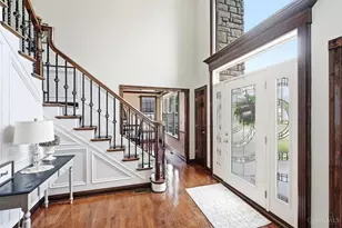 1374 Wexford Ln, Green Township, OH 45233 - Photo 14