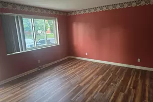 7069 Bluecrest Dr, Anderson Township, OH 45230 - Photo 2