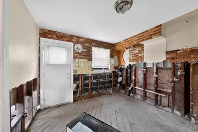 5227 Highview Drive, Cincinnati, OH 45238 - Photo 12