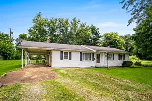 614 Poplar St, Tiffin Twp, OH 45693 - Photo 2