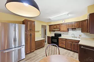 9396 Ranchill Dr, Springfield Township, OH 45231 - Photo 10