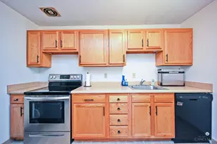 9232 Coogan Dr, Colerain Township, OH 45231 - Photo 10