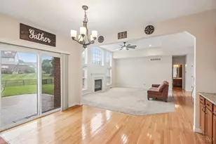 5798 Hawthorne Reserve Dr, Liberty Township, OH 45044 - Photo 16