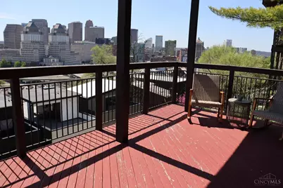 399 Oregon Street, Cincinnati, OH 45202 - Photo 8