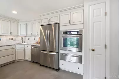 415 Bond Place #4C, Cincinnati, OH 45206 - Photo 22