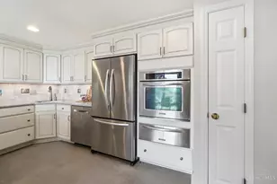 415 Bond Pl, Cincinnati, OH 45206 - Photo 22