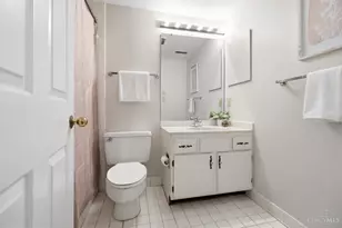 415 Bond Pl, Cincinnati, OH 45206 - Photo 38