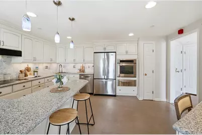 415 Bond Place #4C, Cincinnati, OH 45206 - Photo 16