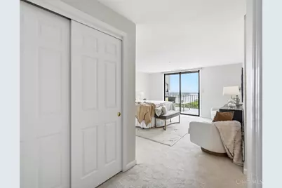 415 Bond Place #4C, Cincinnati, OH 45206 - Photo 24