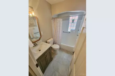 966 Summit Avenue, Glendale, OH 45246 - Photo 8
