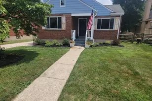 966 Summit Ave, Glendale, OH 45246 - Photo 1