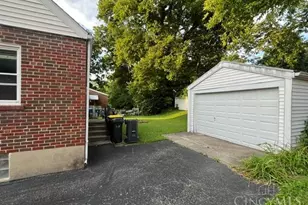 6825 Esther Ln, Madeira, OH 45243 - Photo 20