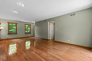 7191 Brook Dr, Salem Township, OH 45152 - Photo 8