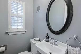 34 Forest Ave, Wyoming, OH 45215 - Photo 30