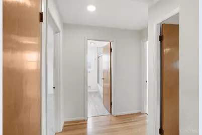 5717 Glow Court, Cincinnati, OH 45238 - Photo 12