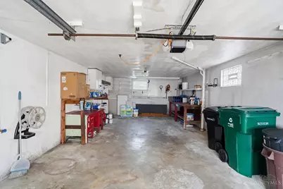 5717 Glow Court, Cincinnati, OH 45238 - Photo 26