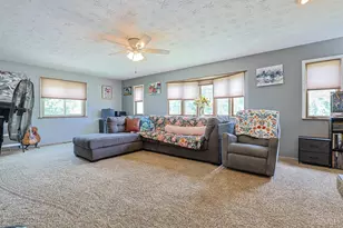 2855 Allview Cir, Cincinnati, OH 45238 - Photo 8