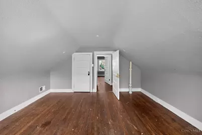 2654 Cora Avenue, Cincinnati, OH 45211 - Photo 14