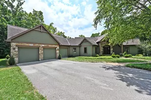41 Locust Hill Rd, Pierce Township, OH 45245 - Photo 2