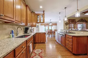 11972 Grandstone Ln, Montgomery, OH 45249 - Photo 16