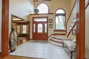 11972 Grandstone Ln, Montgomery, OH 45249 - Photo 4