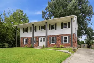 4101 Turf Ln, Green Township, OH 45211 - Photo 2