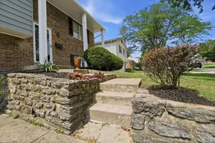 553 Bessinger Dr, Forest Park, OH 45240 - Photo 4