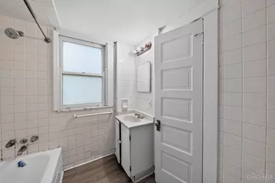 2874 Montana Avenue, Cincinnati, OH 45211 - Photo 10