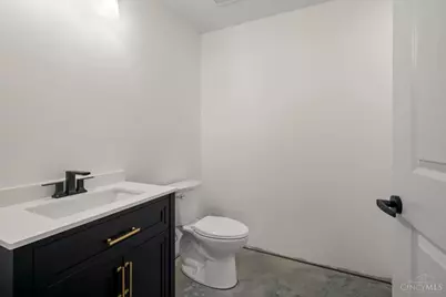 4477 Thirty Fourth Avenue #11, Cincinnati, OH 45209 - Photo 4