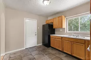4306 Homelawn Ave, Green Township, OH 45211 - Photo 10