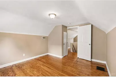 4306 Homelawn Avenue, Green Township, OH 45211 - Photo 18