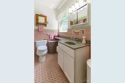 1711 Flora Avenue, Cincinnati, OH 45231 - Photo 22