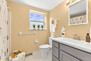 6909 Gammwell Dr, Anderson Township, OH 45230 - Photo 38