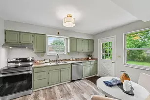 465 Debonhill Ct, Delhi Township, OH 45238 - Photo 8