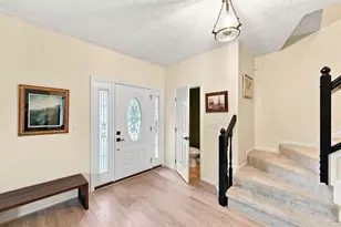 320 Parktrail Ln, Delhi Township, OH 45238 - Photo 4