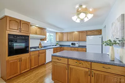 1061 Cottage Court Drive, Fairborn, OH 45324 - Photo 14