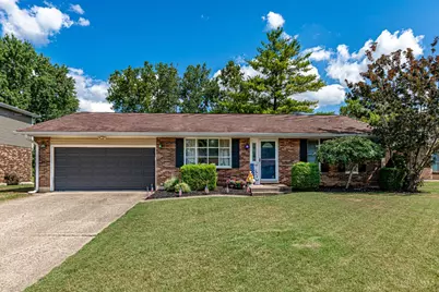 8530 Kingston Drive, Franklin Township, OH 45005 - Photo 2