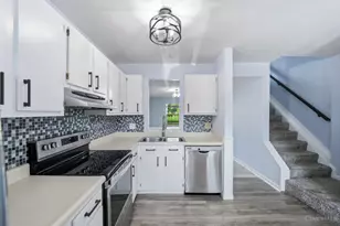 2890 Millbank Row, Deerfield Township, OH 45039 - Photo 6