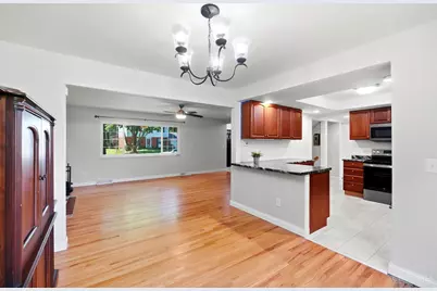 9062 Fontainebleau Terrace, Cincinnati, OH 45231 - Photo 10