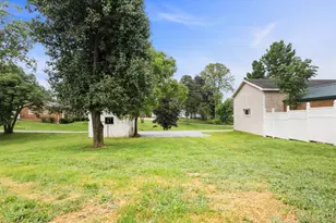 302 E North St, Pleasant Township, OH 45121 - Photo 8