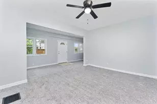302 E North St, Pleasant Township, OH 45121 - Photo 18