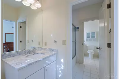 8000 Chinquapin Lane, Indian Hill, OH 45243 - Photo 28